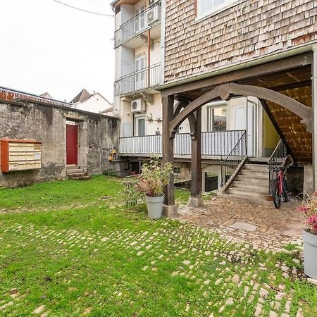 Superbe Appartement Avec Parking Gratuit Lons-le-Saunier Exterior foto
