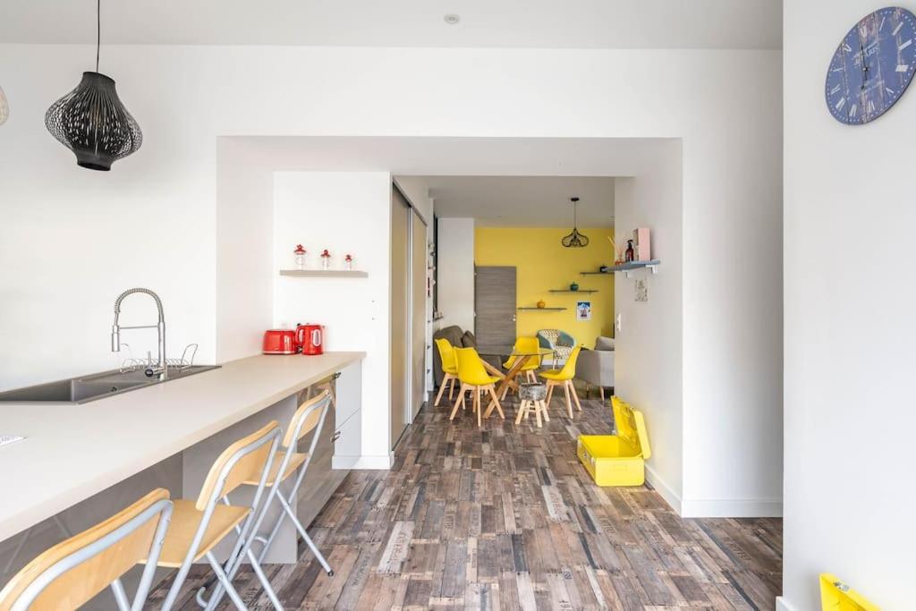 Superbe Appartement Avec Parking Gratuit Lons-le-Saunier Exterior foto